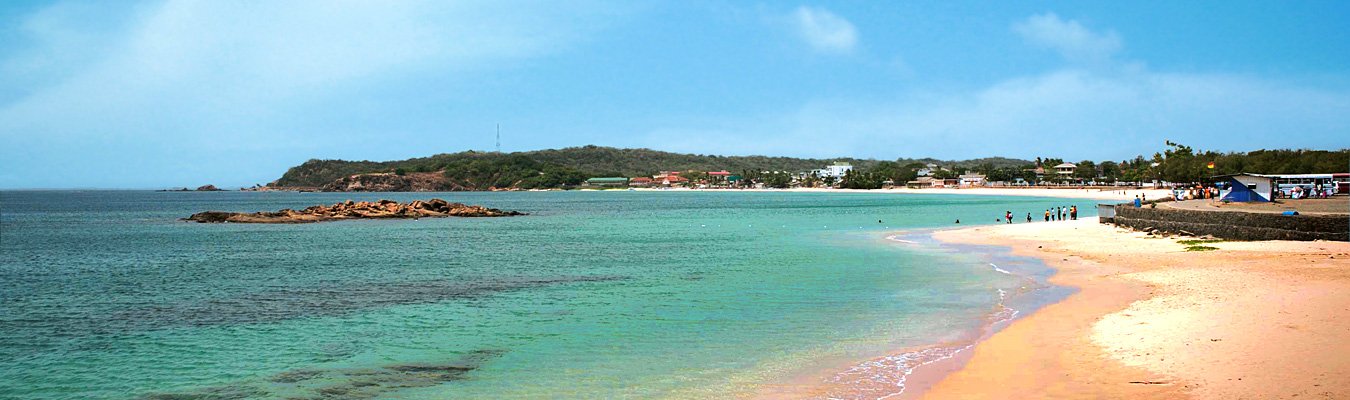 Uppuveli beach