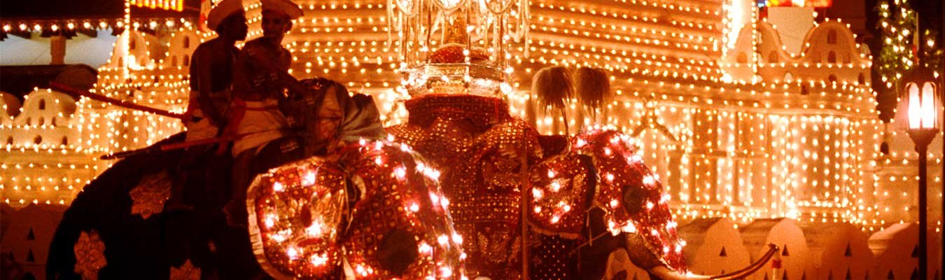 Kandy Esala Perahera